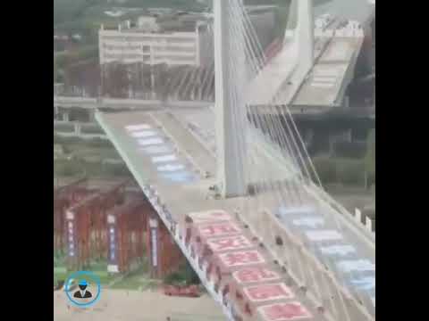 Rotating column for bridges. A masterpiece by Civil Engineers! #shorts #viralshorts #structurex