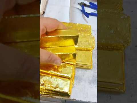 Weighing a Real Gold Bar 🎉 Gold Bar Measurement & Value Test 🎉#Gold refining  #USA  #Gold collectors