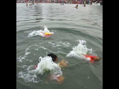 Eternal Devotion: When She Offered Herself to the River 🌊🕯️ | Chhath Puja Tribute