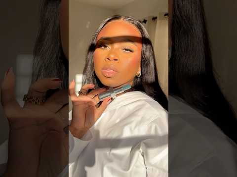 #lipbalm #liptutorial #beauty #beautytips #beautyessentials #pradabeauty #prada #lipstickhacks #mua
