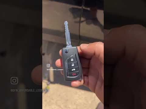 2007 Toyota RAV4  - remote key done by us📞 (972)-589-4919 #garlandtx #locksmithnearme