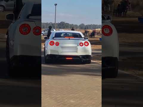 Nissan GTR sounding like a Beast #car #nissan #nissangtr #gtr #cars #vroomsa #carsofyoutube
