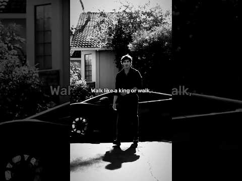 live like a king👑🦁 #lifelessons #motivation #inspirationalvideos #king #livelikeaking #shorts #viral