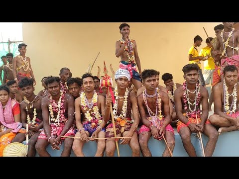 গাজনের তৃতীয় দিন/কুড়মুন থেকে পলাশি যাওয়ার জন্য প্রস্তুত সন্ন্যাসীরা/জয় বাবা ঈশানেশ্বর 🙏🏻🕉️🔱 2024