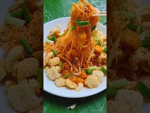 ยำหมี่เมืองเหนือ | Spicy thai rice noodles salad