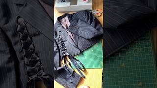 Upcycling a men’s suit jacket into a cropped blazer. #upcycle #upcycling #blazer #shorts