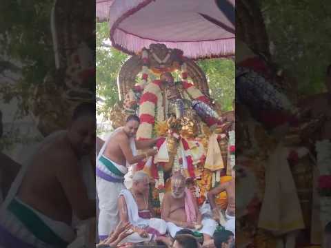 Namo Narayana, Garuda Sevai
