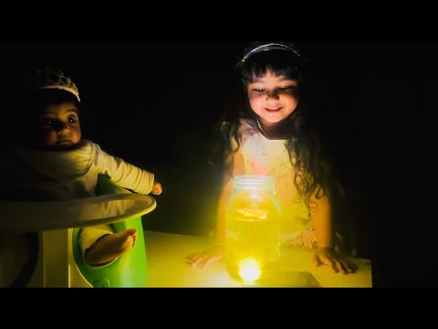 Leah Tests the Viral Turmeric Powder Glow! 🧡🧪 Crazy Science Fun!