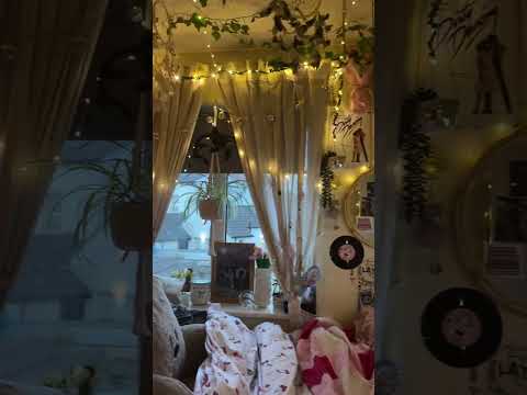 my dream room filled with books . . . credits ( TikTok : bookishrecs_x ) #bookbites #books #read