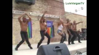 Kat Deluna - Drop it low (live in Philadelphia)