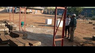 Compressed bricks machine 