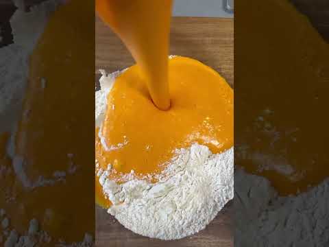 Have you guys tried this cake before? #carrotcake #brazilianfood #brazil #baking #cake #food