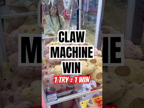 Clawed my way to victory on the first try! #clawmachine #clawmachinewin #arcade #arcadegames