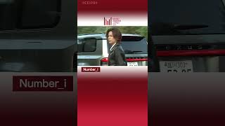 Grand Ceremonyのレッドカーペットに、Number_iの皆さんが登場！