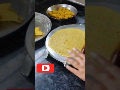 Puran Poli / Holige /Obbattu | HomeMade | Maharashtrian Puran Poli पुरणपोळी #shorts #youtubeshorts