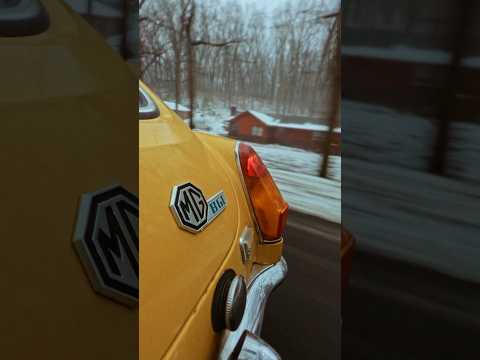 MGB GT exhaust Driving in Winter #MGBGT #vintagecars #automobile
