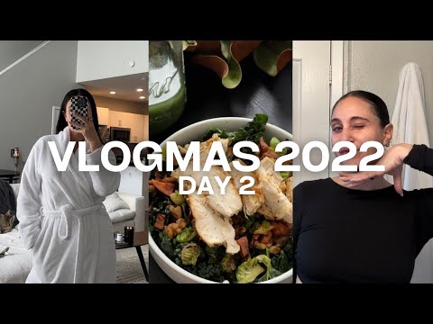 VLOGMAS DAY 2 | slicked bun tutorial, morning skincare routine, vitamins