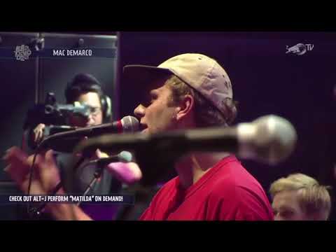 Mac Demarco - Making My Way Downtown - Lollapalooza 2017