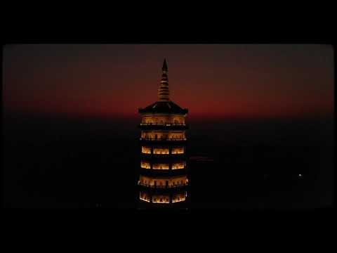 Sofiane Pamart - Ha Long Bay (Official Videoclip)