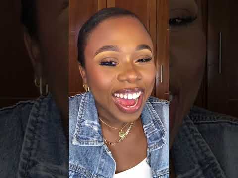 Eyelash hack #makeup #beautyinfluencer #beautyhacks  #makeup #makeupartist #viral #contentcreator