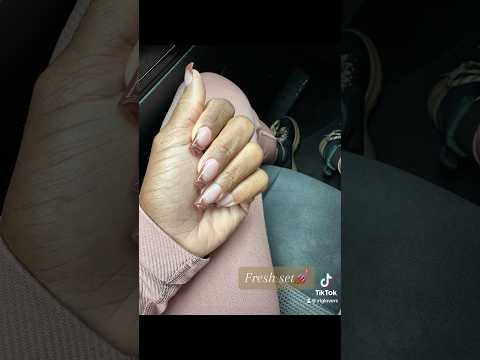 Obsessed with these 3D Gel Nails 💅🏾🤎#freshset #fillin #3dgelnails #brownnails