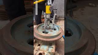 hydraulic puller