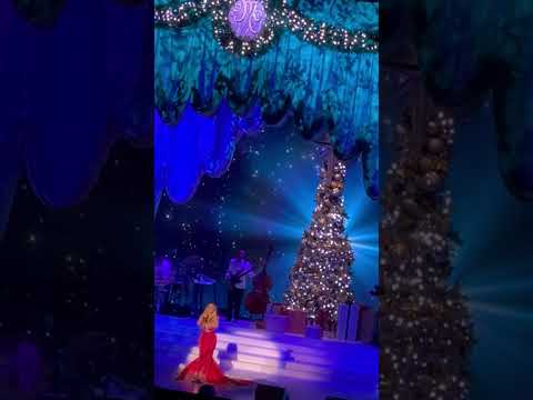 Mariah Carey whistle notes - Holy Night