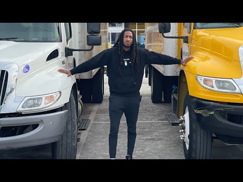I Picked Up A 2nd Truck | Financing & Renting |  Box Truck Bros