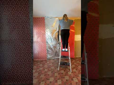 Wrapping my Kitchen in Christmas Wrapping Paper 🎁