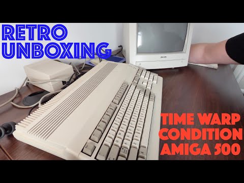 Commodore AMIGA 500 Unboxing Time-warp Condition!! + Some SWOS Gameplay.