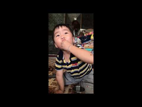 กิ๋นลำกับเอิร์ท EP2 - ซุปกระดูก ไก่ย่าง ข้าวเหนียว เด็กสองภาษา