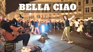 BELLA CIAO – Amazing Spanish Guitar Street Performance 🇮🇹 Crowd Went Wild! 🔥