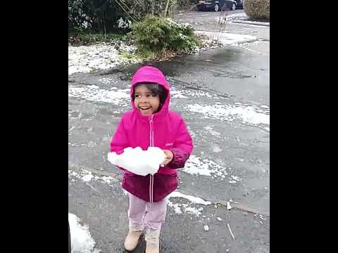 Nunnus First snow experience #snow #snowfall #snowman #uksnow #uk #unitedkingdom