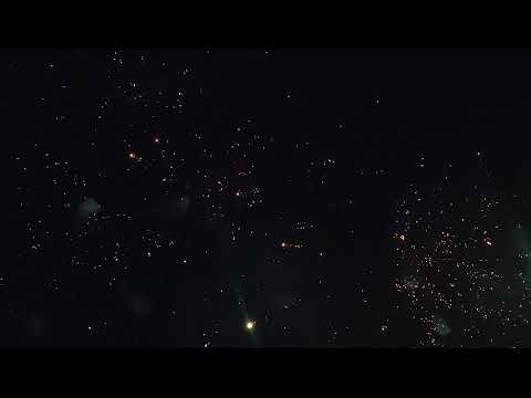 Sony/ Vinayaga Fireworks, Little Joy 20 shots (4 at once) Very beautiful and one of the best shots