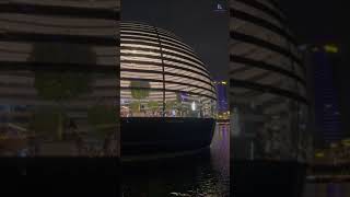 Floating Apple Store at Marina Bay Sands | 4K UHD