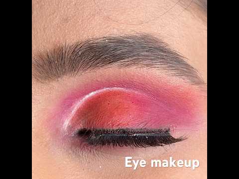 eye makeup ￼