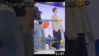 🎈  just Sunghoon reading 🐧🫶 #sunsun #sunoo #suno #sunghoon #enhypen #shorts