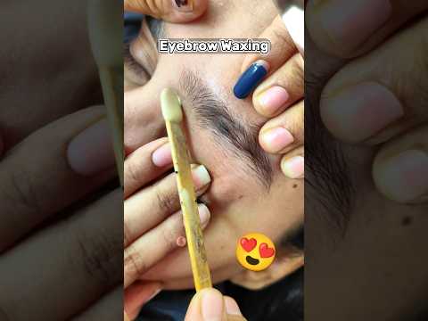 Perfect Eyebrow Waxing in Seconds | Quick & Easy Tutorial