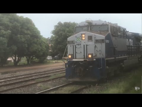 COMPOSIÇÃO COM DUAS AC441 BRADO ALL  NA EFA FERNANDÒPOLIS  VAGÕES FLT CELULOSE
