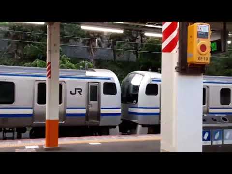 電車の中で独り言をぶつぶつ言う発達障○持ちの鉄オタ