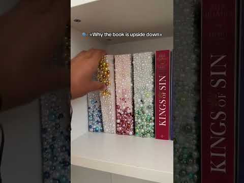 if you know you know . . . credits ( TikTok : books.l.a ) #bookreview #books #booktubetbr #bookbites