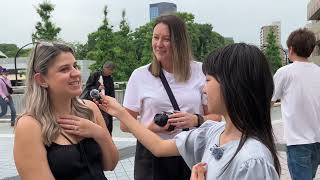 10-Year-Old Japanese Girl Interviews Aussie Tourists in Easy English 🇯🇵🇦🇺 | Emily Talks