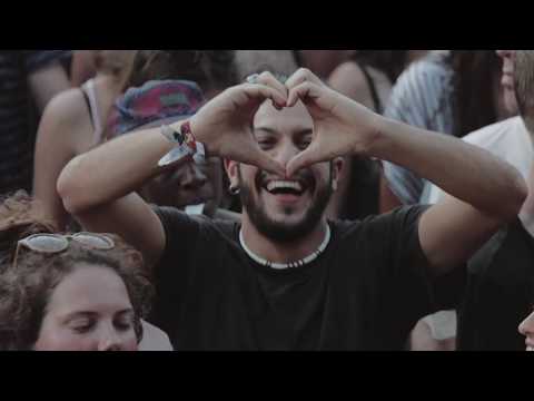 Huge crowd sings Chronixx "Smile Jamaica" in Amsterdam + Belgium 2018 | ChronDadda Diaries