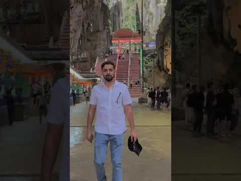 Batu Caves  #ytshort #views #travel #batucaves #simplezindgi #shortsvideo  #shortsfeed #viral #fyp