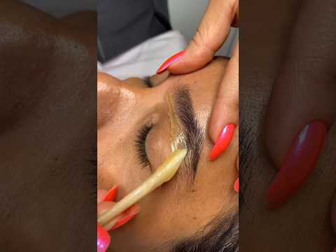 Eyebrow waxing tutorial for beginners ✨💕 #eyebrow #eyebrows #eyebrowtutorial