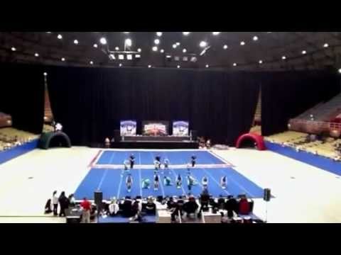 KHMS Cheer Competition