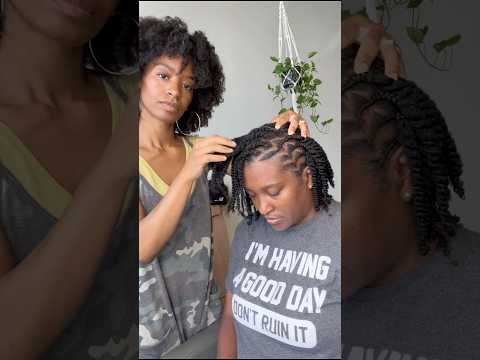 Chunky two strand twist for the spring???? #twist #haircare #hairstyles #protectivestyles