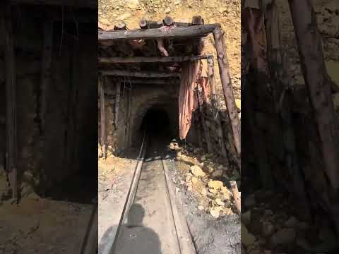 How hard the workers worked inside the 5,000-foot-long Soring mine | coal mining | black diamond