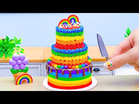 Miniature Rainbow Buttercream Cake Decorating 🌈Amazing Rainbow KitKat Cake Recipe By Baking Yummy