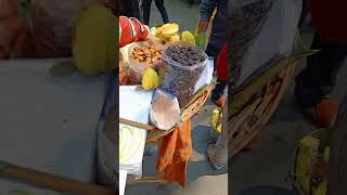 😋😋#chatpatichat #foodindia #roadfood  #shorts #youtubeshorts #trending #viralvideo #viral